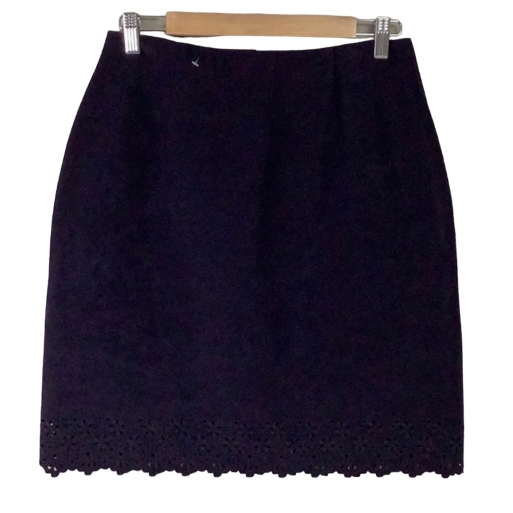 Portrait Women Velvet Mini Skirt